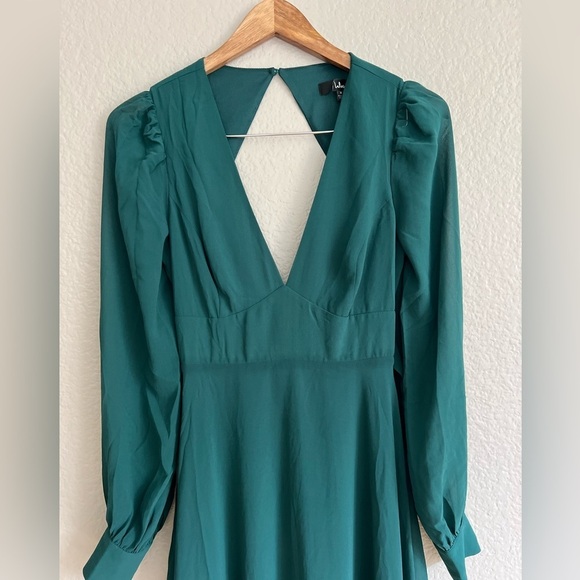 NWOT Talk About Divine Hunter Green Long Sleeve Backless Maxi Dress - Picture 5 of 10
